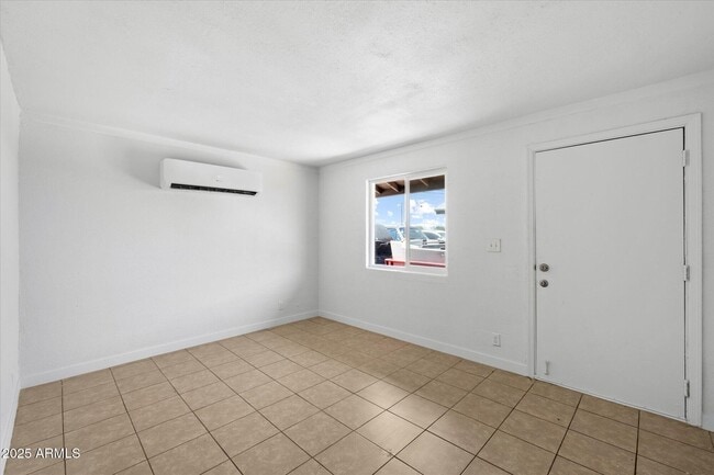 Photo - 2343 E Pueblo Ave Unit 4