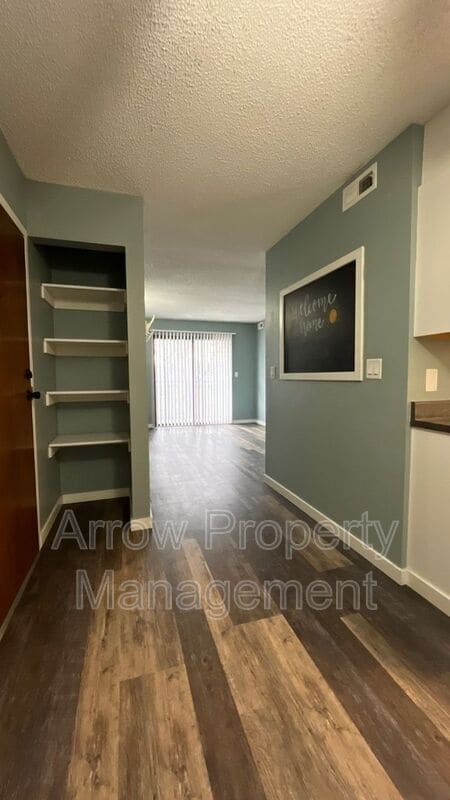 Photo - 3405 Holdrege St Unit 307