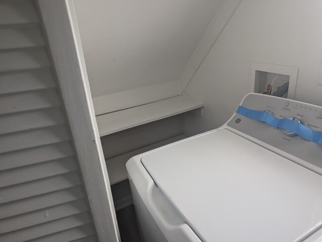 Photo - 206 Oliver St