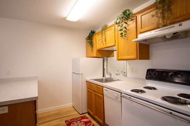 Photo - APPS ON US! Renovated St Johns-1Bdr w/Mode... Unit 35-02