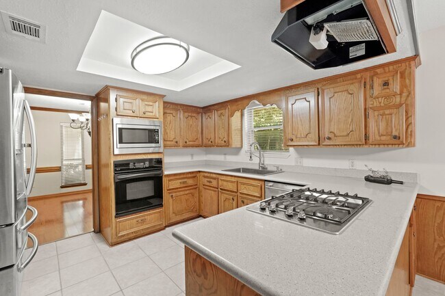 Photo - 12903 Wincrest Ct