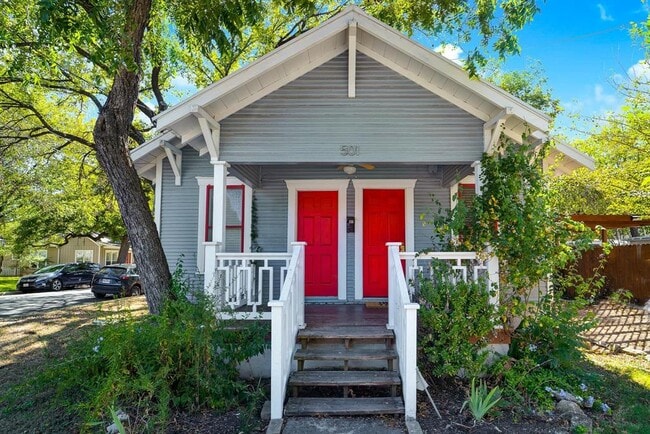 Building Photo - 501 W 41st St