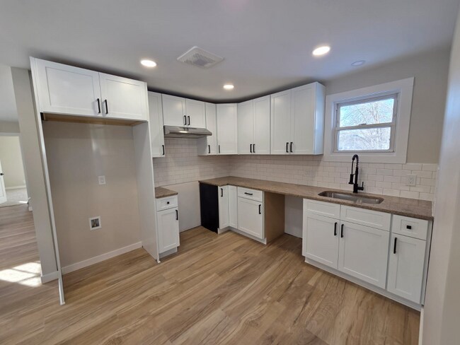 Photo - 89 Montgomery St