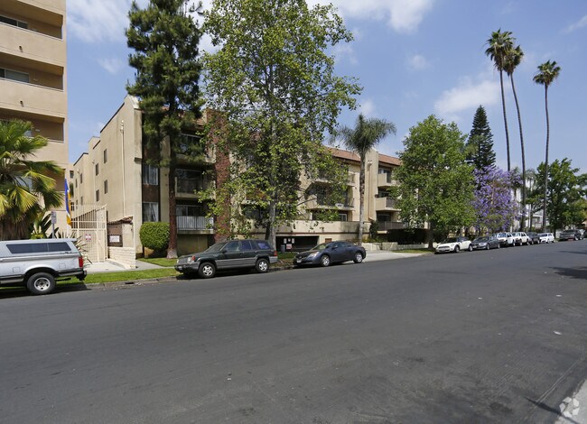 Manhattan Place Condominiums