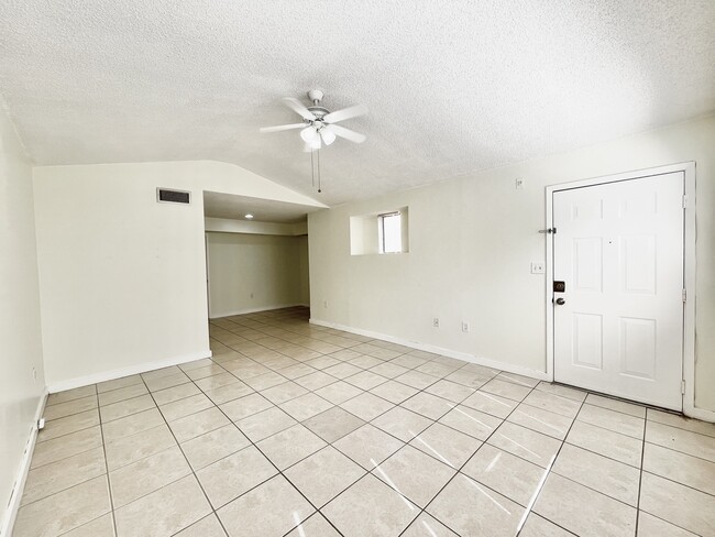Living room - 15591 SW 105th Ter Unit #527