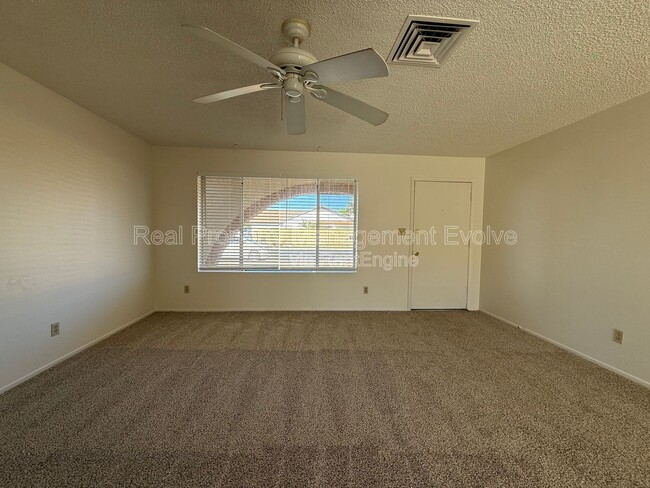 Photo - 6437 W Sierra St