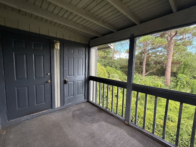 Photo - Spacious 2BR/2BA Condo with Vaulted Ceilin... Unit Apt J-8