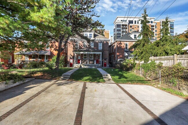 Photo - 634 Neil Ave