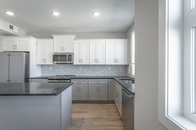 Photo - 7175 Garden Grove Way