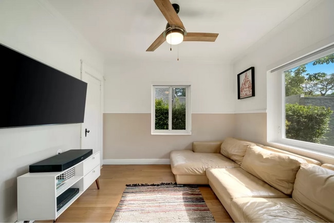 Photo - 970 NW 10th Ave