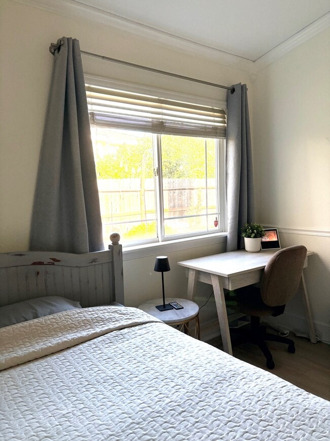 Photo - 928 Carter St