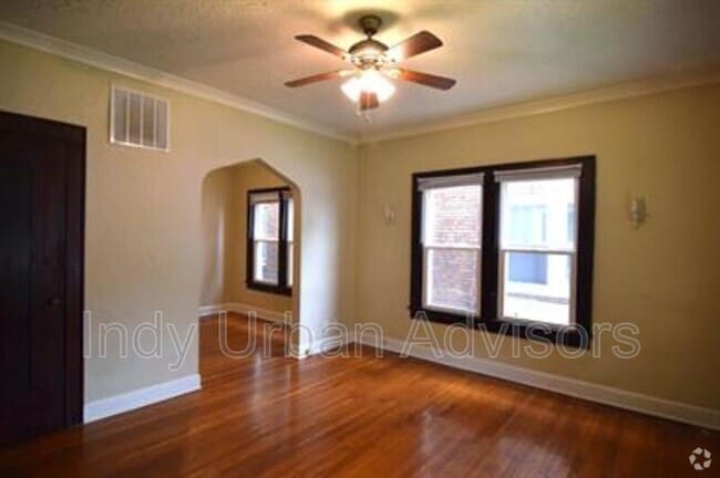 Building Photo - 2527 Shelby St Unit 3 Rental
