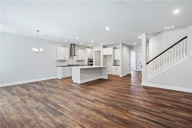 Photo - 425 Greyfield Dr