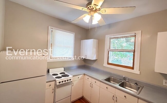 Photo - 318 Tremont St Unit 3