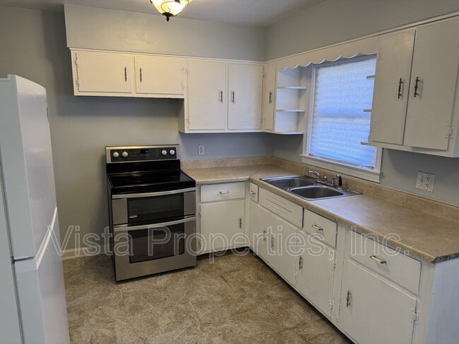 Photo - 3428 Fern Lea Rd