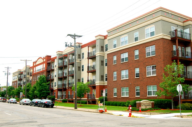 Bottineau Commons and Lofts