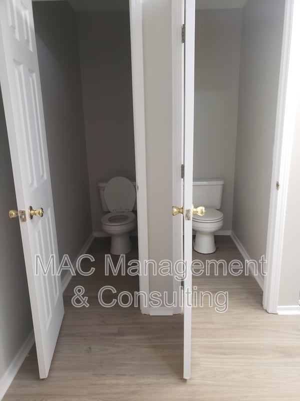 Photo - 1325 Virginia Ave