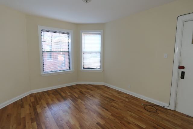 Photo - 4329 N Wolcott Ave Unit B4