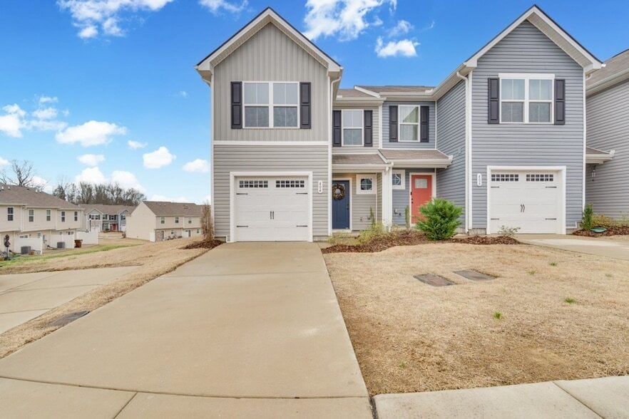 Photo - 404 Deer Meadow Ln