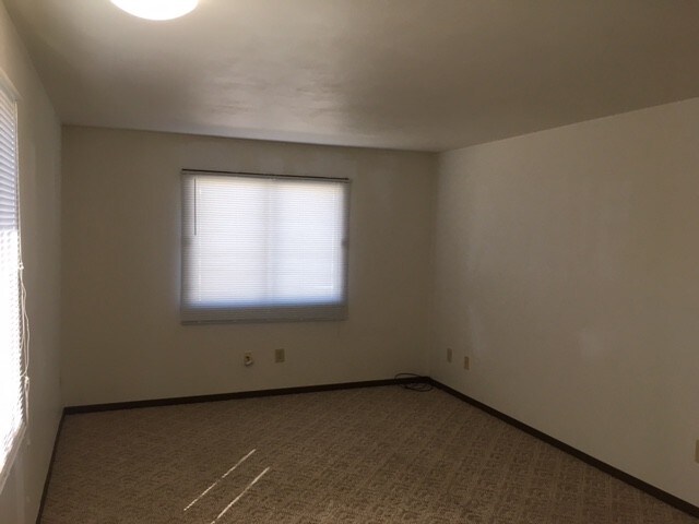 Photo - 201 7th Ave SE