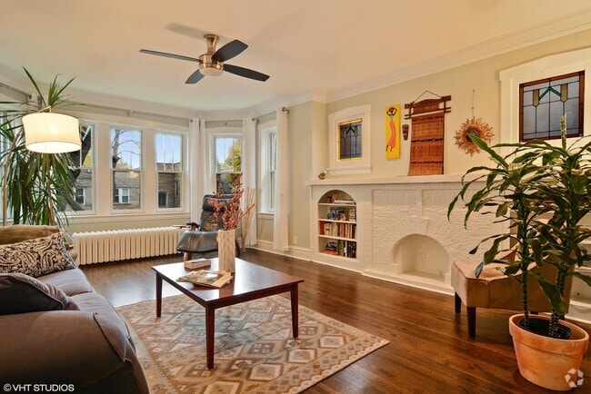 Building Photo - 5011 N Mozart St Unit 1 Rental