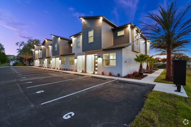 Building Photo - 61 Cordona Dr Rental