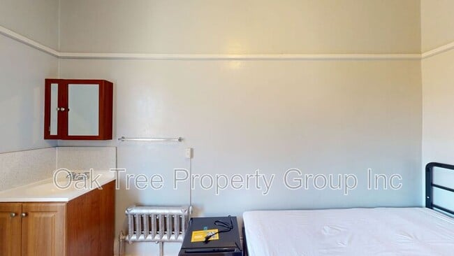 Photo - 2008 Shattuck Ave.