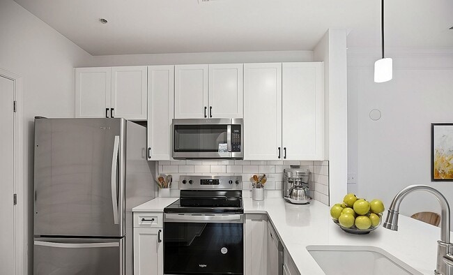 Weston Lakeside Apartments