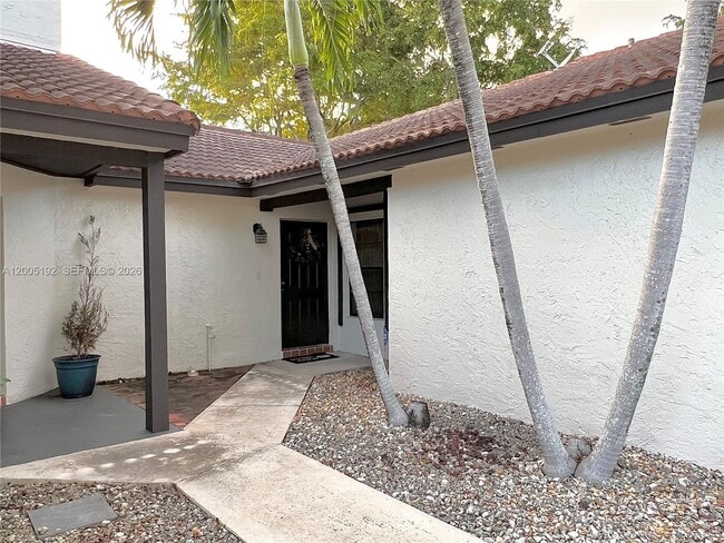 Building Photo - 4840 SW 149th Ct