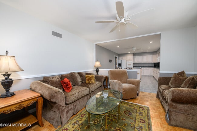 Photo - 2229 Fromkin Dr
