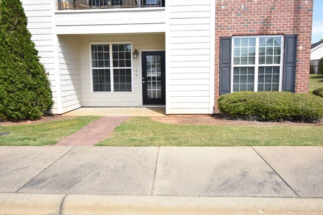 Photo - (Coming Soon) 3 Bedroom and 2 Bath Condo- Woodland Village (No Pets)