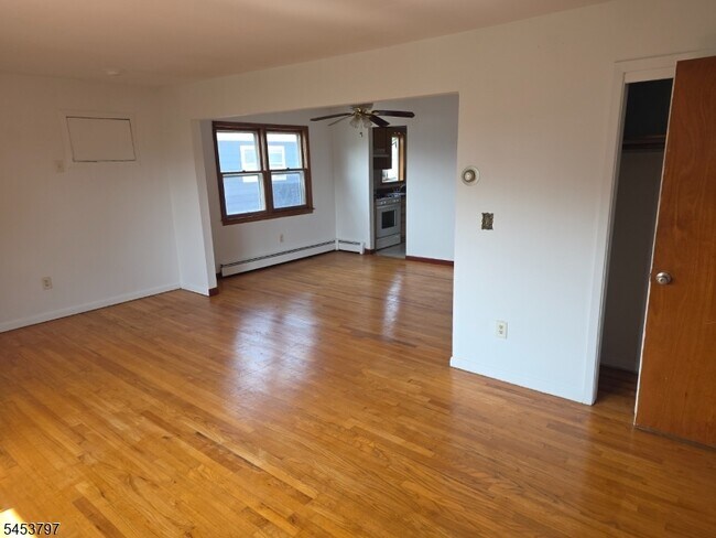 209 Ampere Pkwy