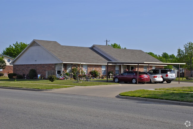 Photo - Hayden Apartments