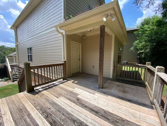 Photo - PRE-LEASING FOR AUGUST 2026!