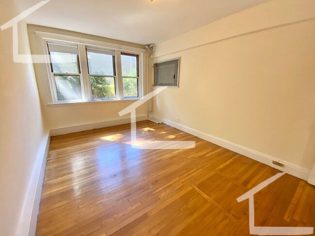 Photo - Large 2 Bed Available NOW!!!