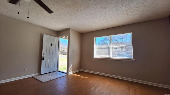 Photo - 2695 Whispering Pine Dr