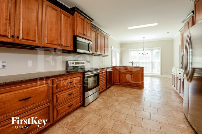 Photo - 121 Sawgrass Ln N