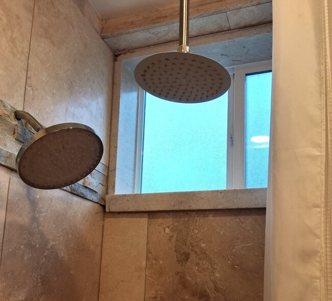 Photo - 2102 Grand Ave Unit 2