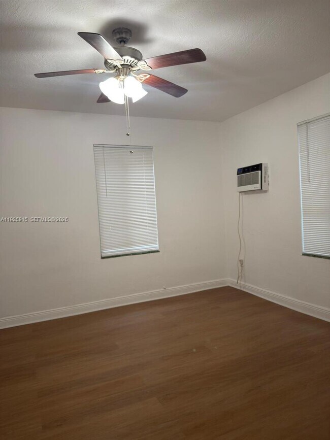 Photo - 740 Michigan Ave Unit 1