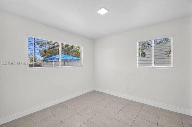 1548 NE 131st Ln Unidad 1548