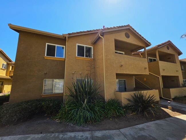 Building Photo - 204 Woodland Pkwy Unit 217 Rental