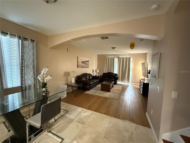 Photo - 434 Kings Path Dr