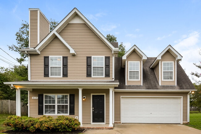 Building Photo - 915 Buckhaven Dr
