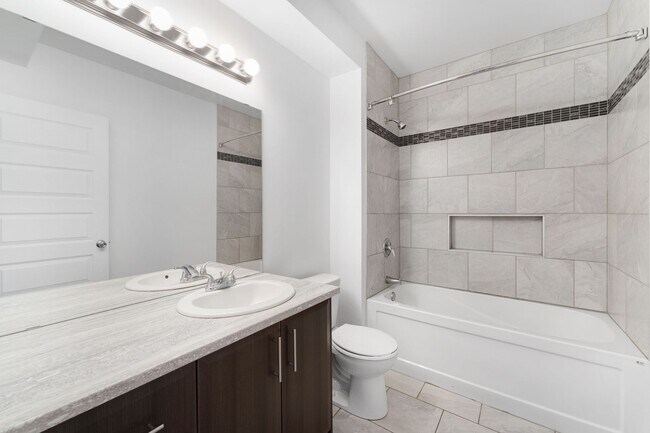 Photo - 514 Plateau Boulevard Unit 1
