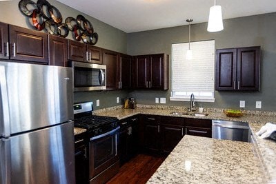 Photo - Prairie Point Apartments