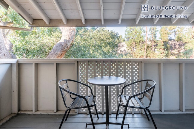 Photo - 202 Calvert Dr Unidad FL2-ID2106