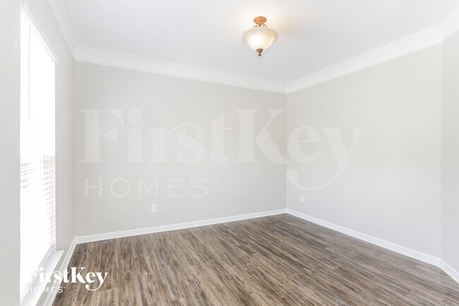 14016 Millers Creek Ln