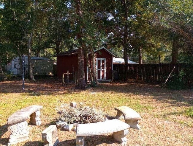 Photo - 3102 Lynn Dr