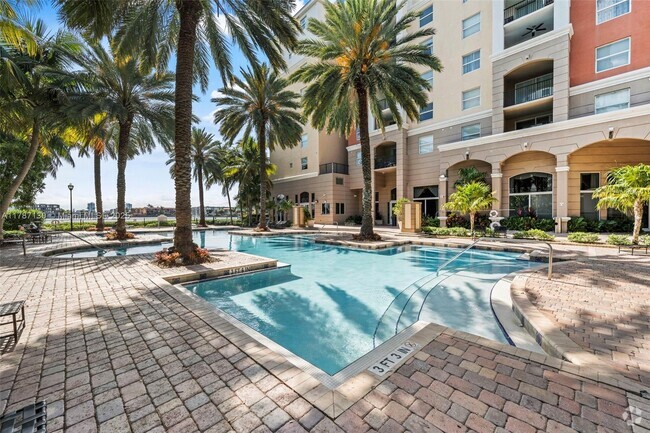 Building Photo - 17100 N Bay Rd Unit # 1513 Rental