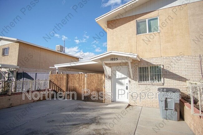 Photo - 1025 E Eighth